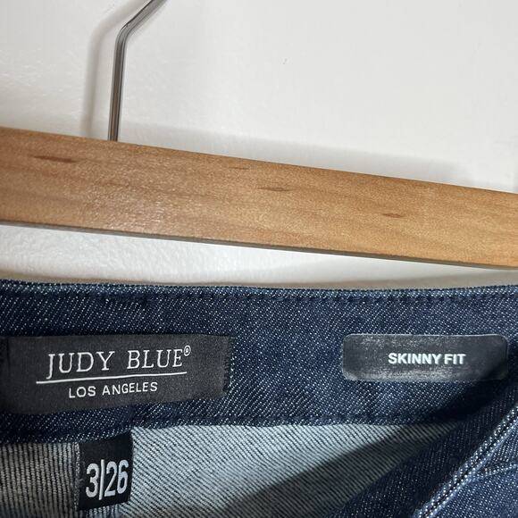 Judy Blue Skinny Fit Jeans Womens Size 3/26 High Rise Dark Wash Blue Frayed Hem - Picture 4 of 6
